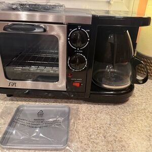 “SPT”Black 3-in-1 Breakfast Center BRAND NEW IN BOX!
